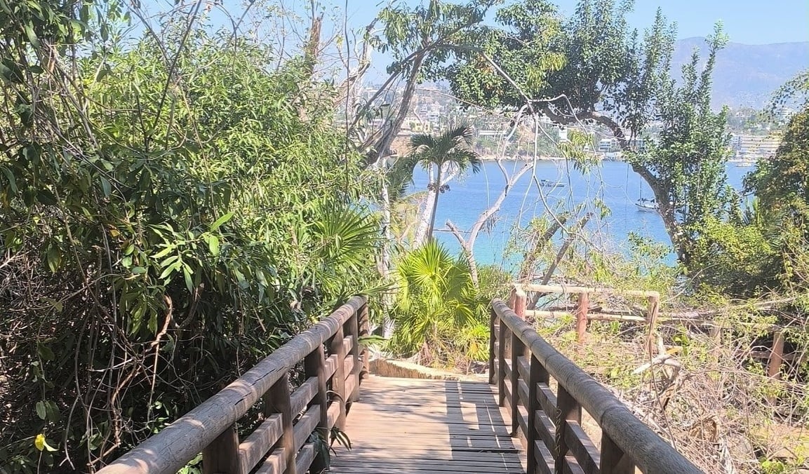 Playa de los Enamorados