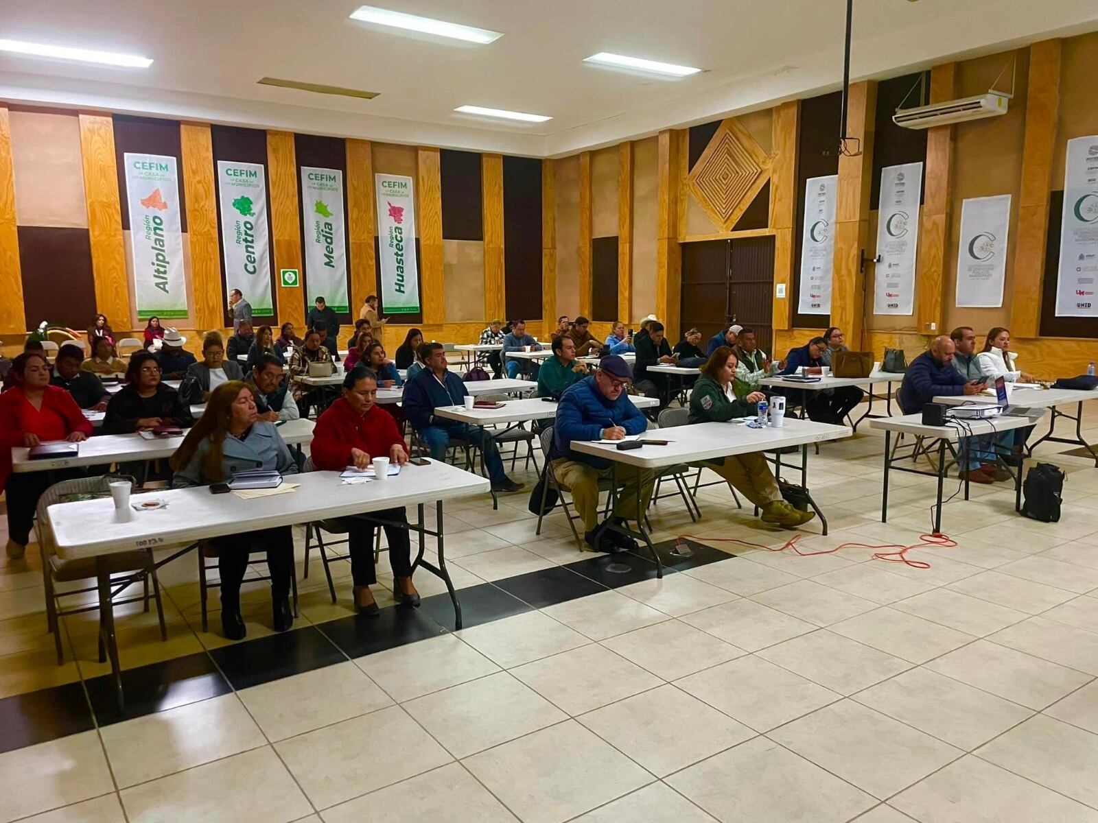 San Luis Potosí capacitó a enlaces municipales en materia migratoria