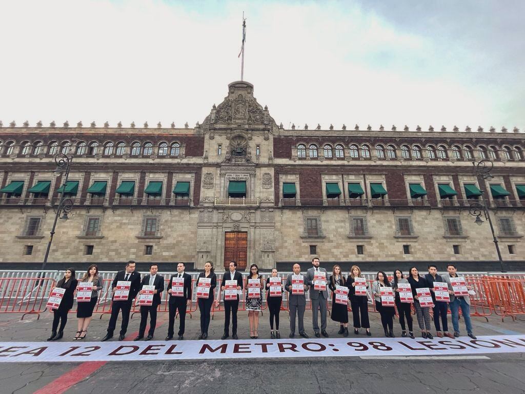Protesta del PAN por Línea 12 del Metro