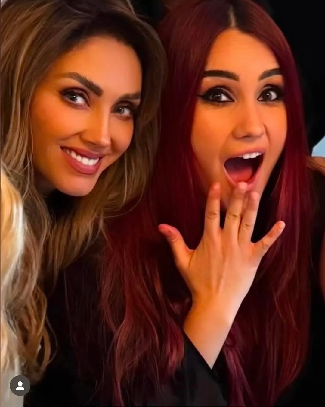 Anahí y Dulce María.