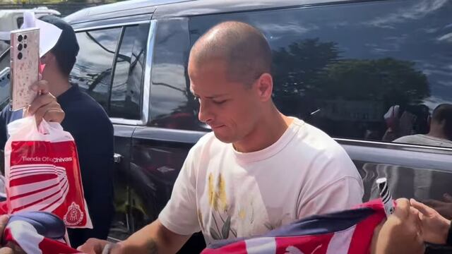 Chicharito Hernández.