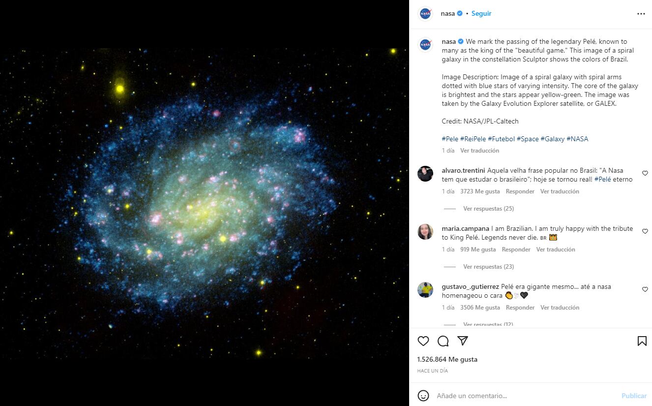 Galaxia en espiral con los colores de Brasil que compartió la NASA para despedir a Pelé