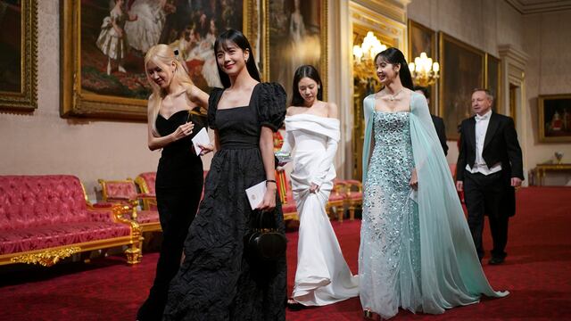 Blackpink cenó con el rey Carlos III quien las llamó “superestrellas”