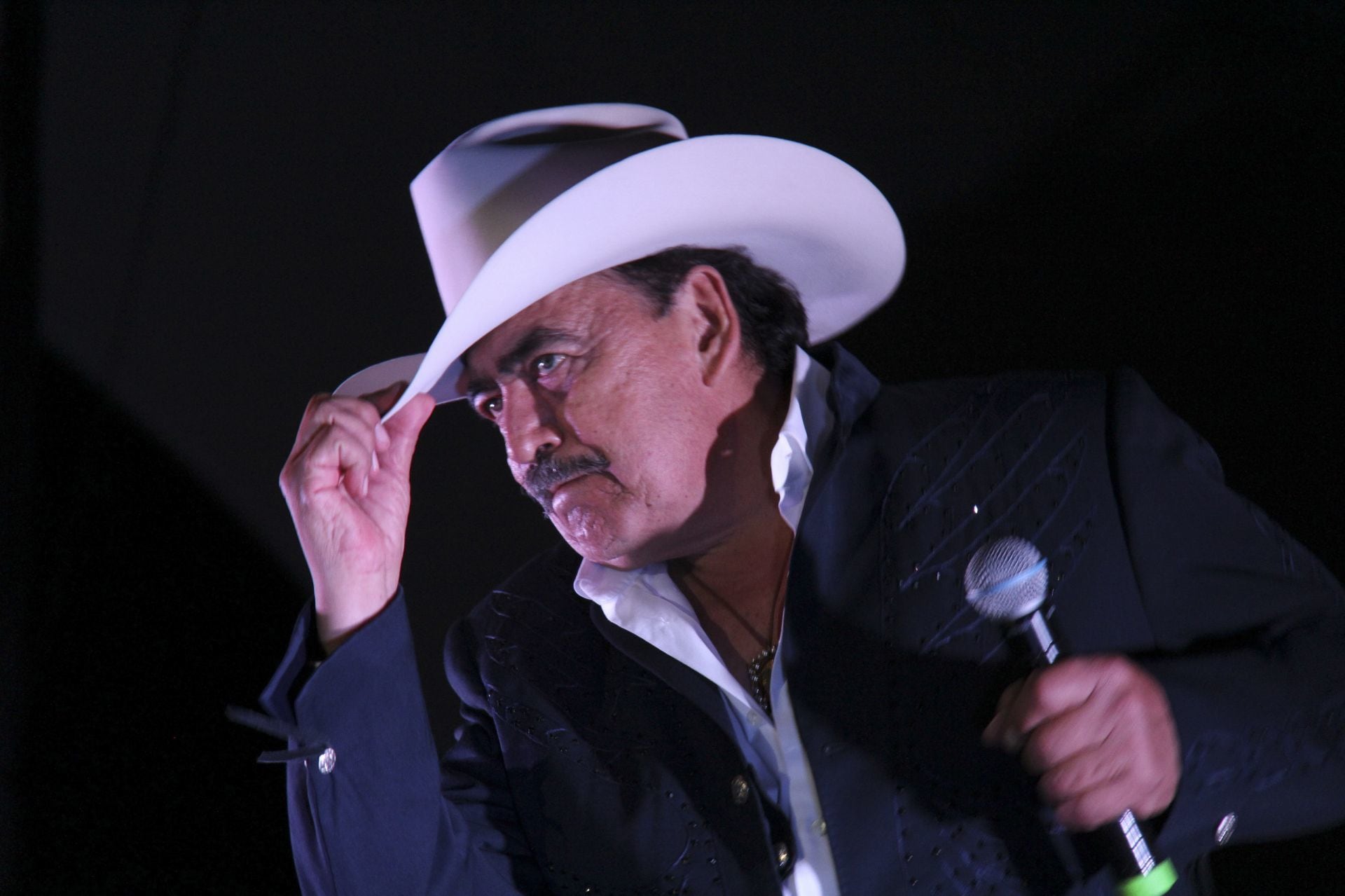 Joan Sebastian, cantante.