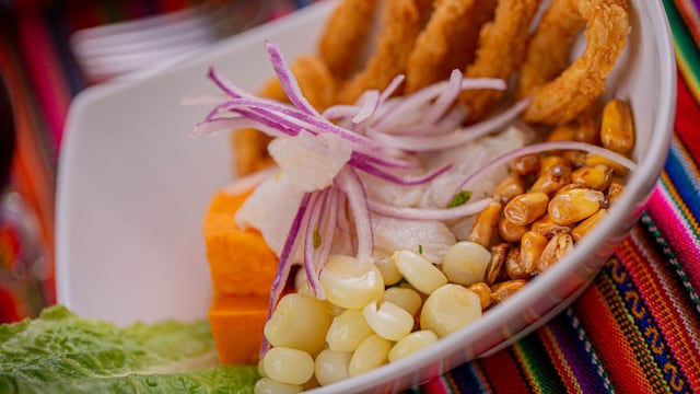 Ceviche carretillero, plato tradicional de la gastronomía peruana