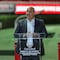 ¡Agarrénse! Enrique Alfaro está listo para el futbol champagne tras graduarse en Universidad del Real Madrid