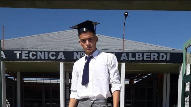 Luis Villafañe falda