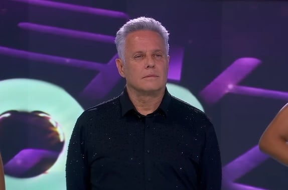Alexis Ayala en la gala de eliminación de La Casa de los Famosos México 2025.