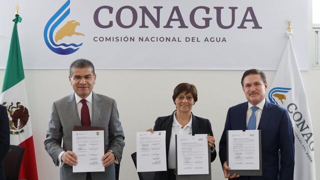 José Rosas Aispuro Torres y Miguel Ángel Riquelme. Convenio en Conagua.
