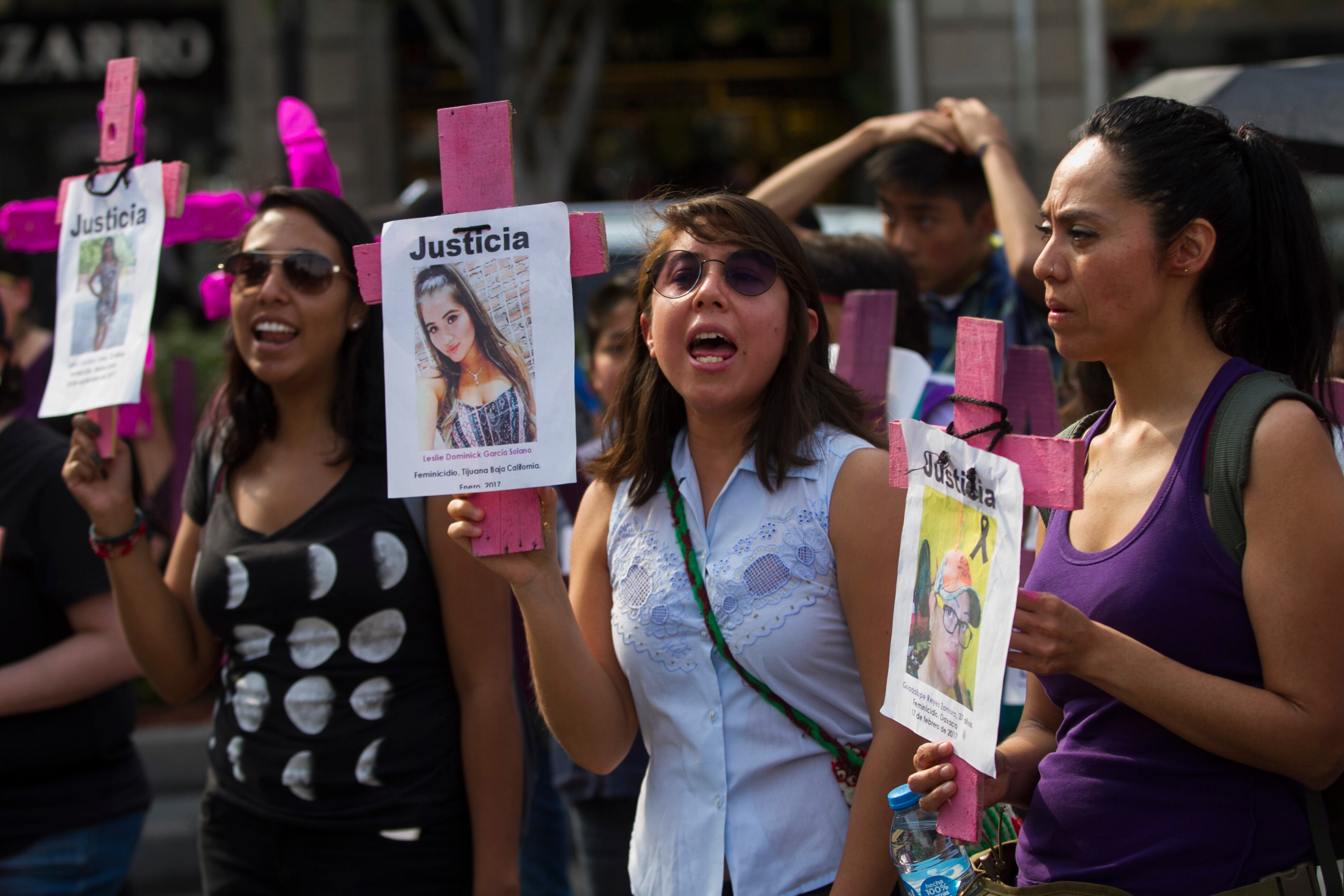 Protesta para exigir declaración de Alerta de Género en la CDMX.