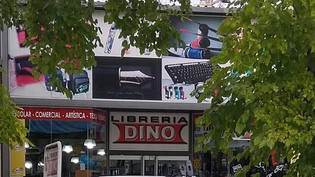 Niño pide lápiz y le dan todos sus útiles