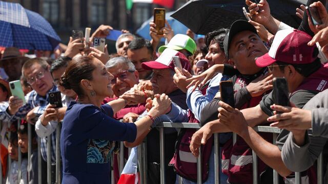 Claudia Sheinbaum, Presidenta de México, encabezó una asamblea Informativa ante ciudadanos en el Zócalo