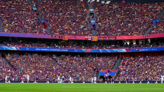 América fichó a futbolista del FC Barcelona.