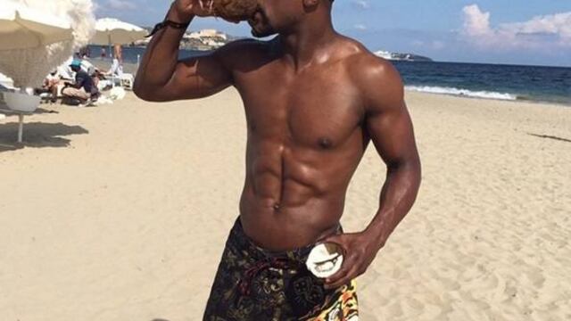 PETA regaña a Mayweather