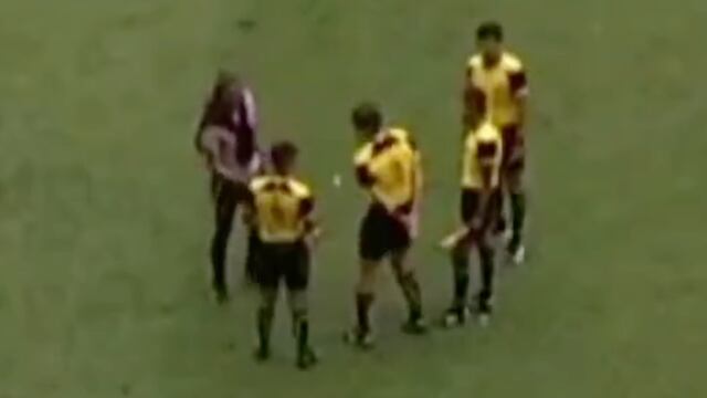 Botellazo a árbitro