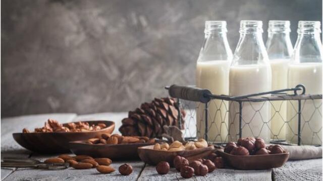 Profeco sacó del mercado 15 bebidas vegetales