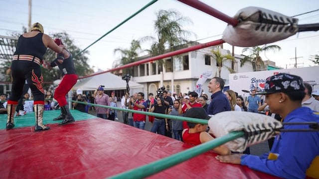 Monterrey llevó feria de servicios, apoyos y limpieza urbana a la colonia 10 de Marzo