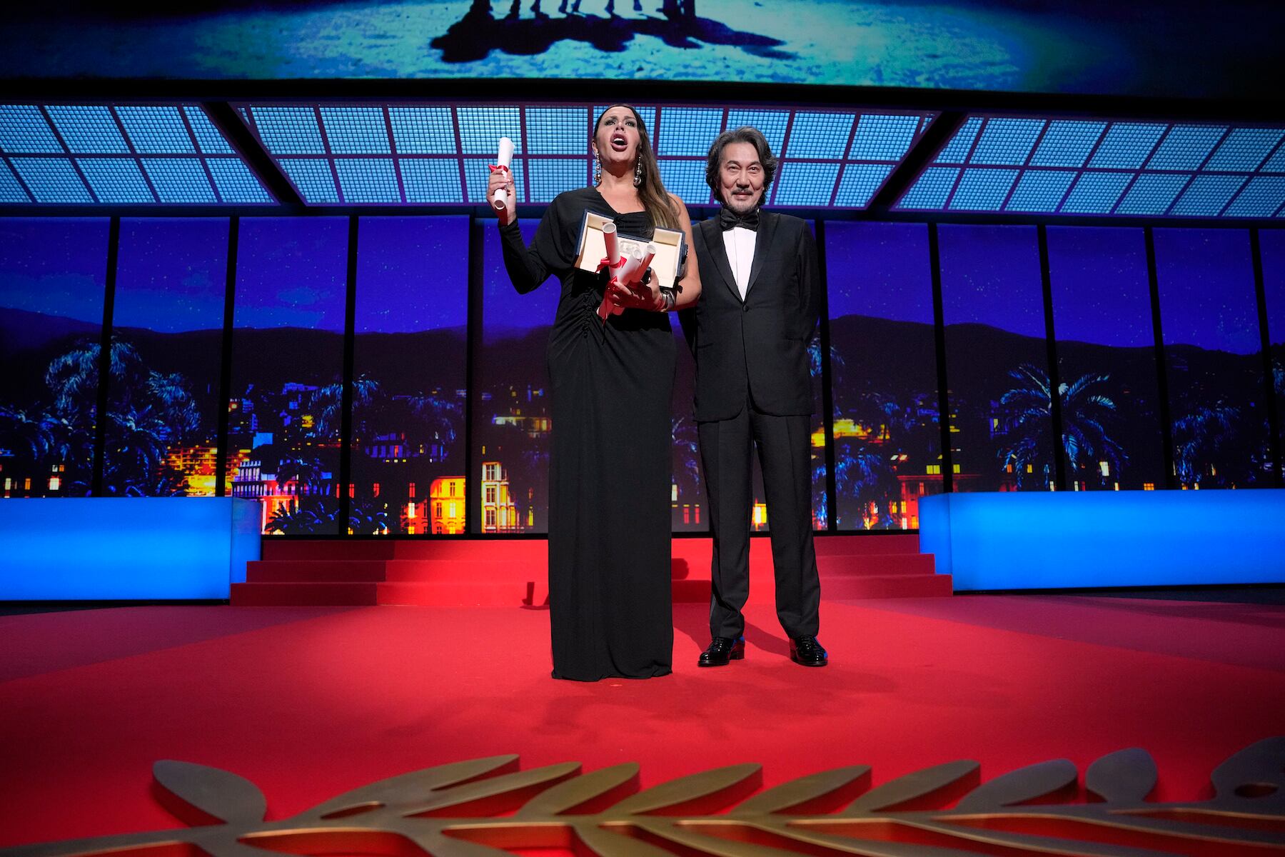 Karla Sofía Gascón no se llevó la Palma de Oro, pero recibe premio en Festival de Cannes 2024; lista completa de ganadores