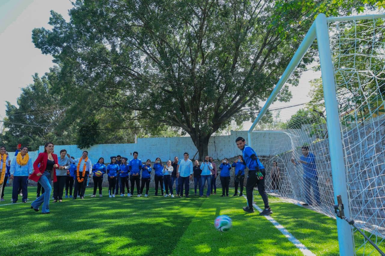 Evelyn Salgado hace inversión histórica en escuelas de la región Centro.