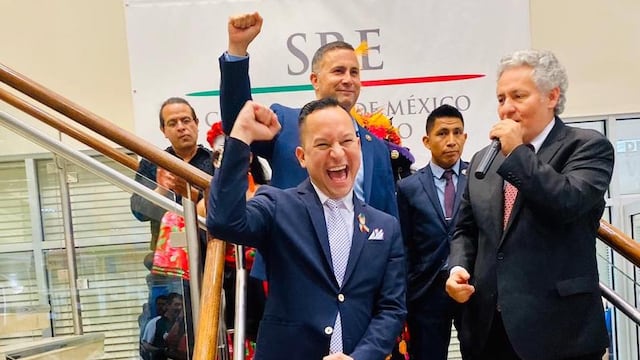 El chiapaneco Juan Sabines Guerrero fue recibido festivamente por la comunidad en Orlando, donde se desempeña como Cónsul de la República Mexicana.