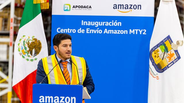 Samuel García inaugura en Nuevo León segundo centro de envíos de Amazon