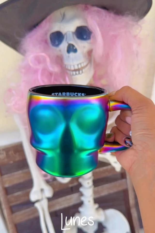 Colección Día de Muertos en Starbucks