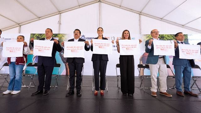 Libia Dennise reconoce a maestros de Guanajuato en Juegos Magisteriales del SNTE Sección 13.