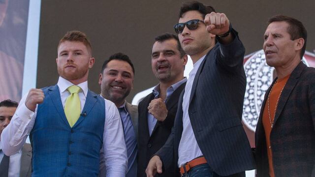 Canelo y el Junior en la presentación del combate.