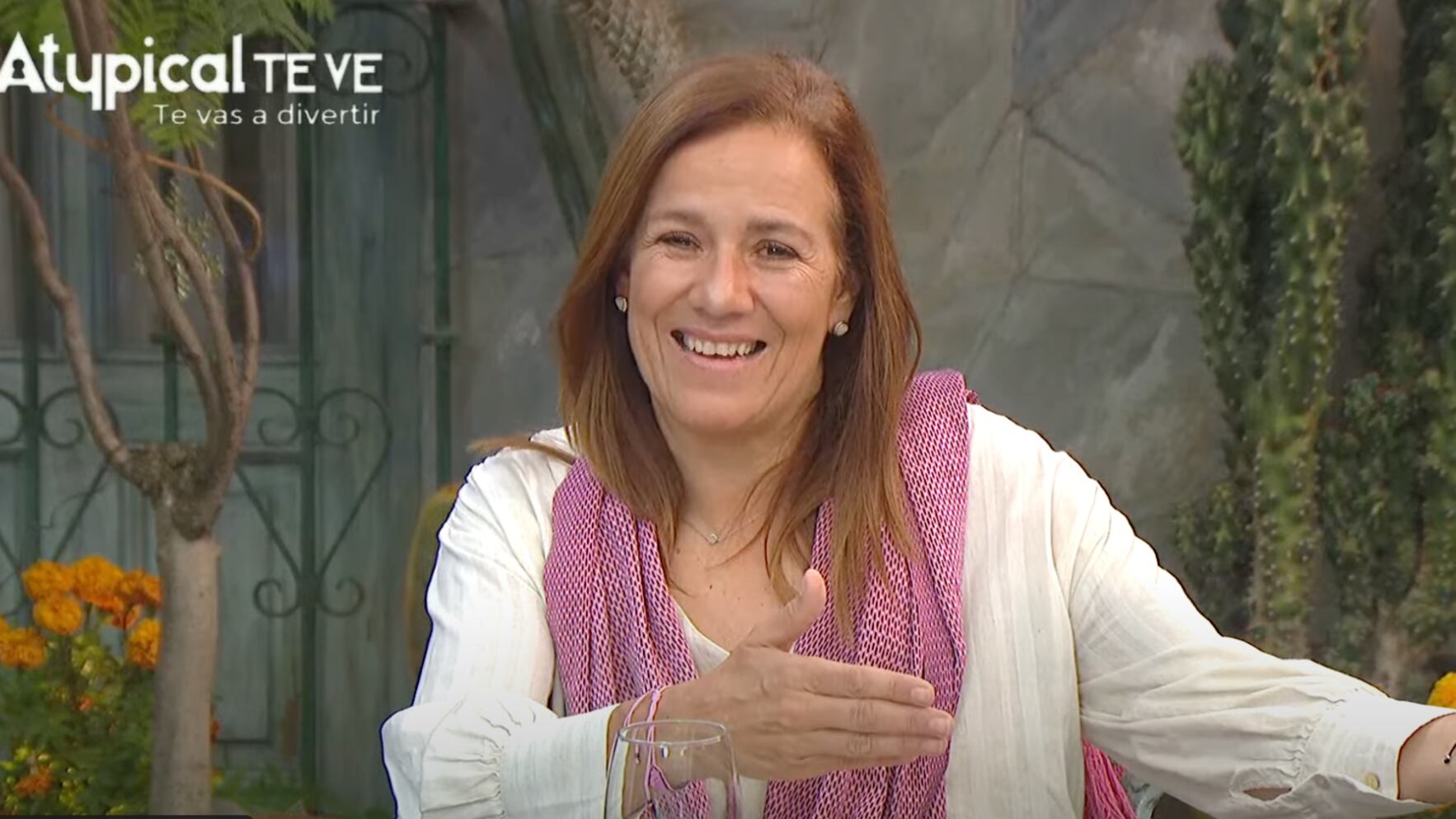 VIDEO: Captan a Margarita Zavala “mareada” durante programa de Atypical Te Ve en YouTube