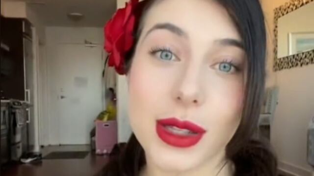 Mujer revela que su peor defecto es echarse pedos