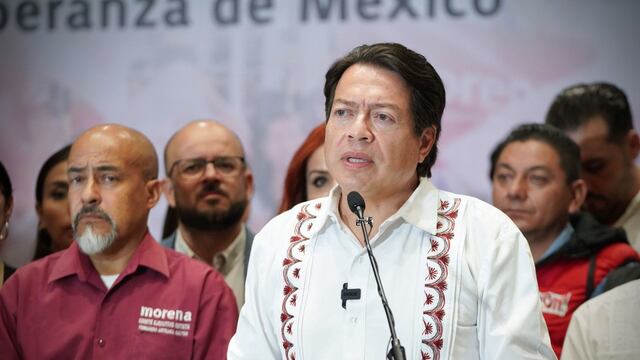 Mario Delgado pide a "corcholatas" dialogar, ante quejas del equipo de Marcelo Ebrard