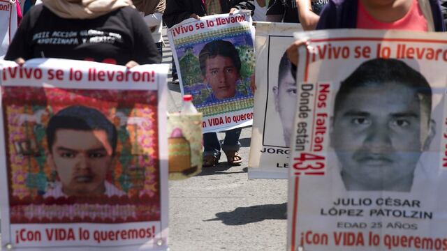 Manifestación por desaparición de 43 normalistas