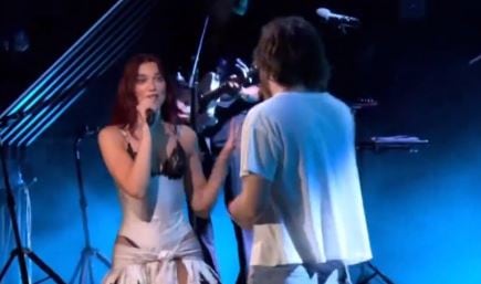 Dua Lipa y Tame Impala en Glastonbury 2024
