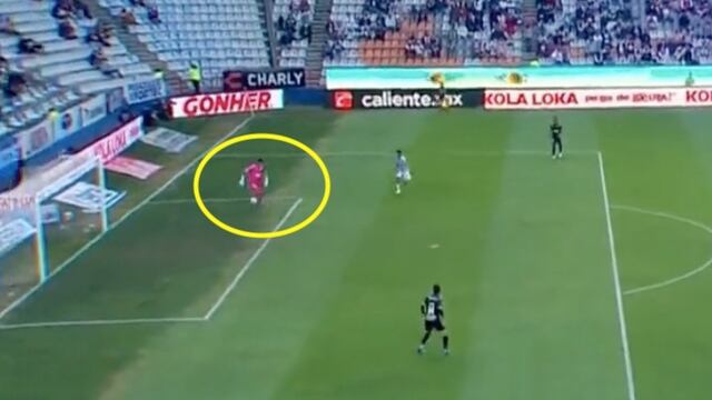 Raúl Gudiño cometió un terrible error en el Chivas vs Pachuca