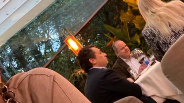 Emilio Lozoya, exdirector de Pemex, en un restaurante de comida china en Las Lomas