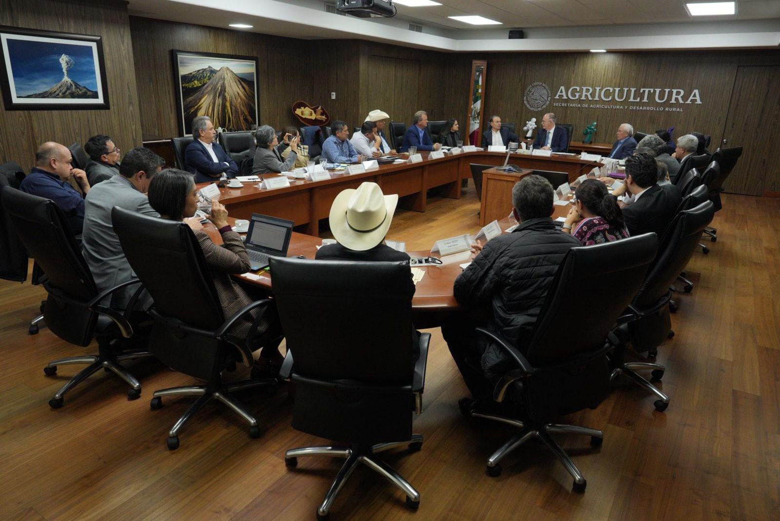 Alfonso Durazo y titular de Sader logran acuerdos