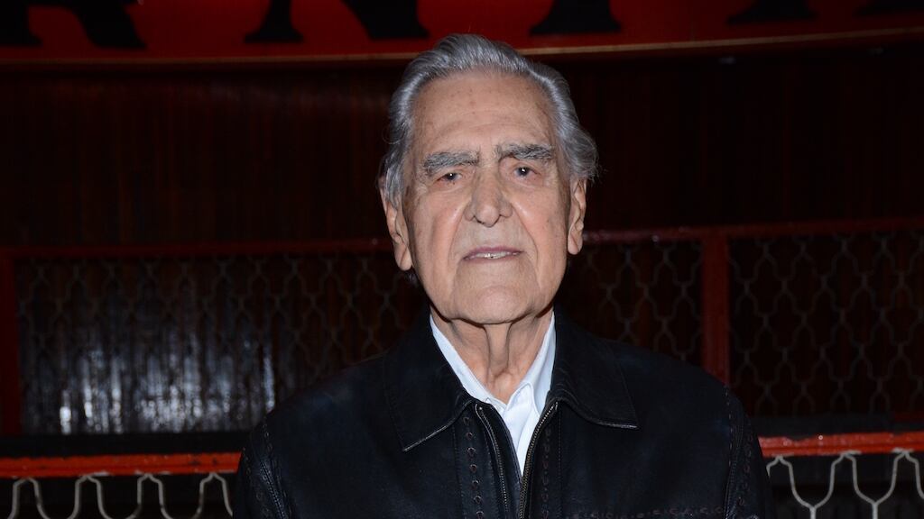 Eric del Castillo, indignado con Televisa: “Tengo que hacer colas”