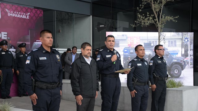 SSC entrega nuevos uniformes a Policía de Puebla