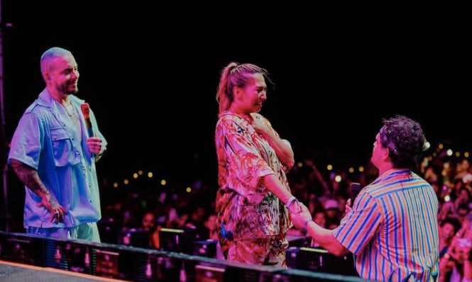 J Balvin presencia pedida de mano