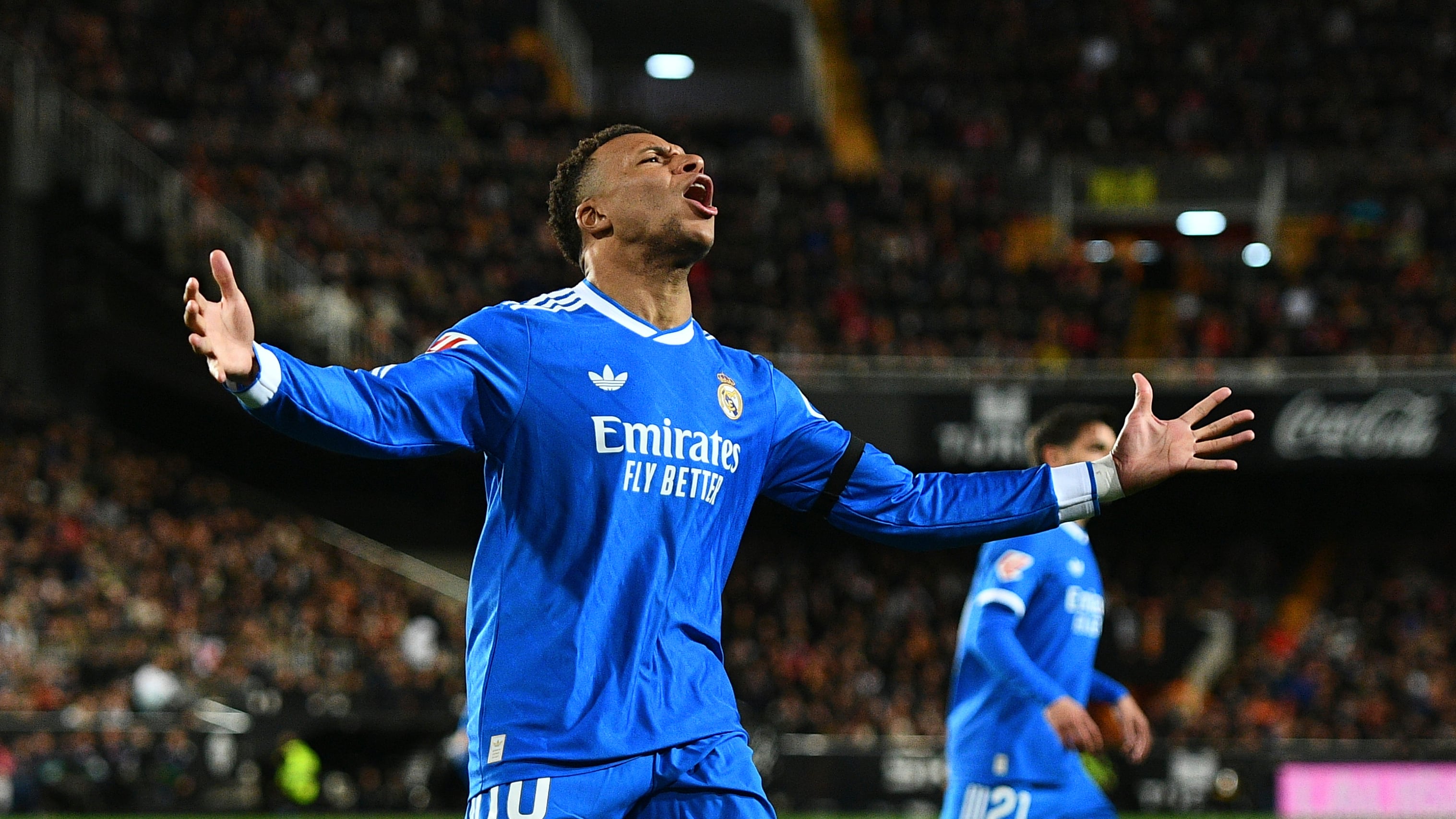 Kylian Mbappé se perdería partido ante Benfica en la Champions League