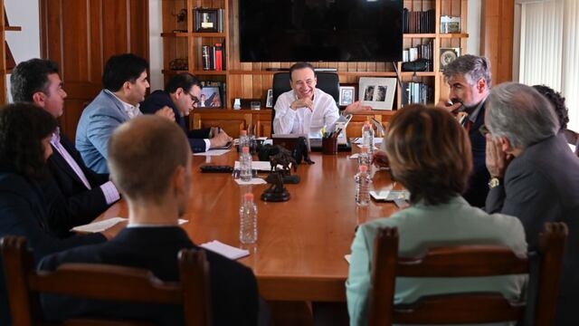 Alfonso Durazo con representantes del Banco Mundial y Puerto de Amberes