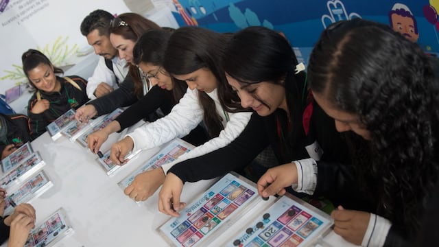 Niños tomando Educación Financiera