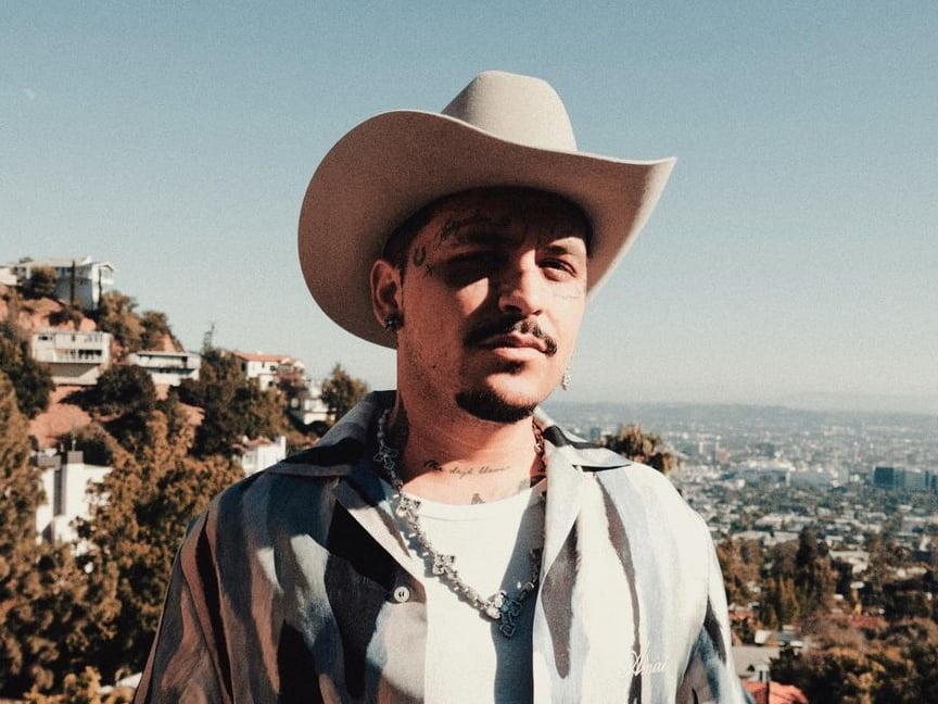 Christian Nodal, cantante.