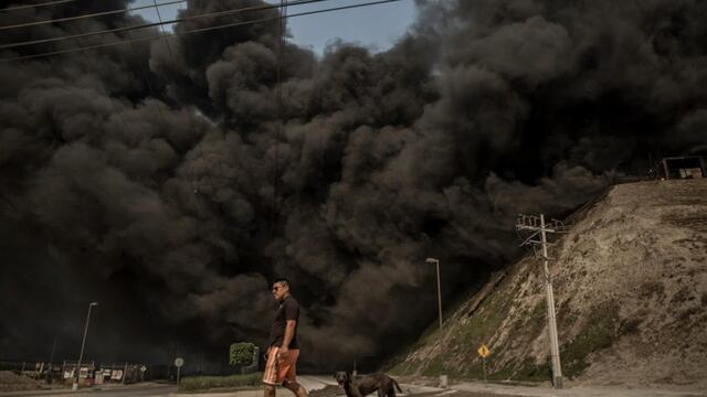 Son cuatro los muertos tras incendios en Baja California.