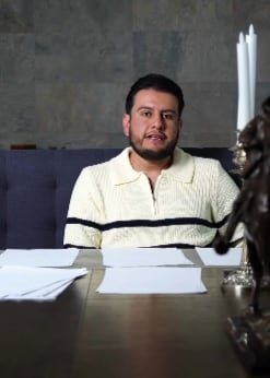 Pablo Peña, esposo de Andrea Otaolaurruchi.