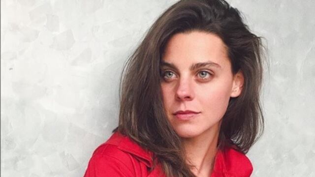 Clara Alvarado se convierte en enfermera ante pandemia del coronavirus