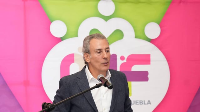Pepe Chedraui y MariElise Budib reconocen a 15 OSC por transparencia.