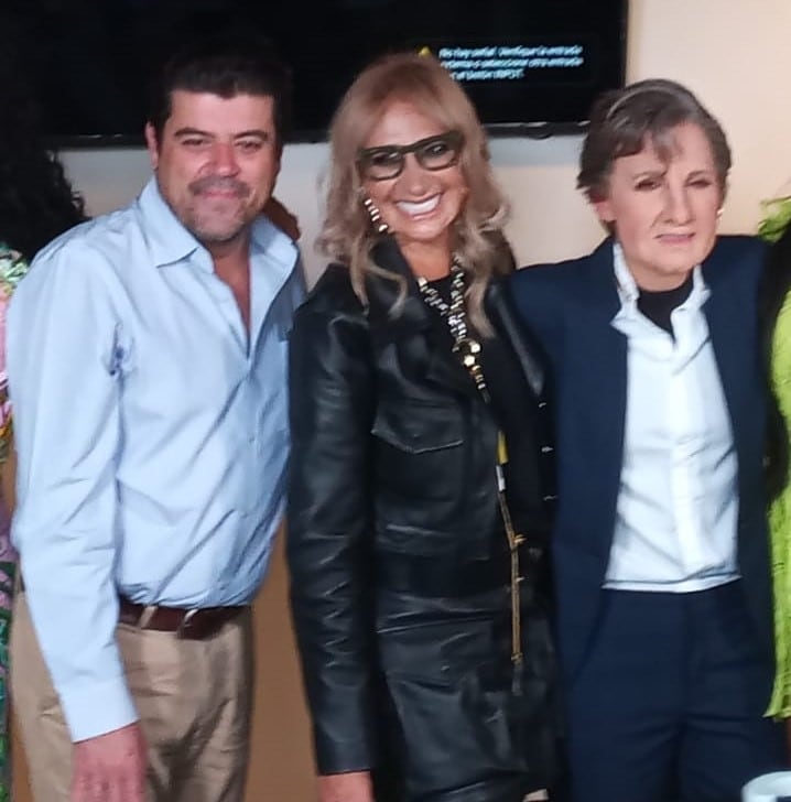 Burro Van Rankin, Adela Micha y Carmen Chairistegui