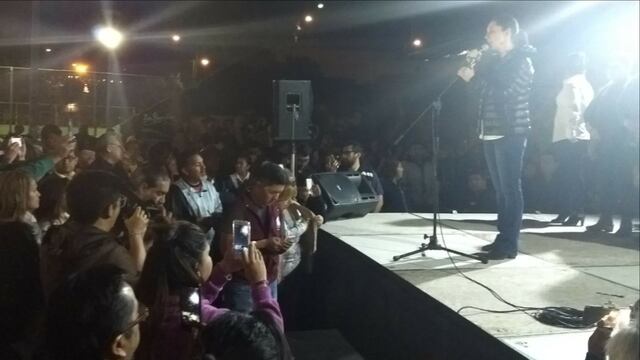 La aspirante a la jefatura del Gobierno de la CDMX dio un recorrido por inmuebles devastados antes de su mitin.