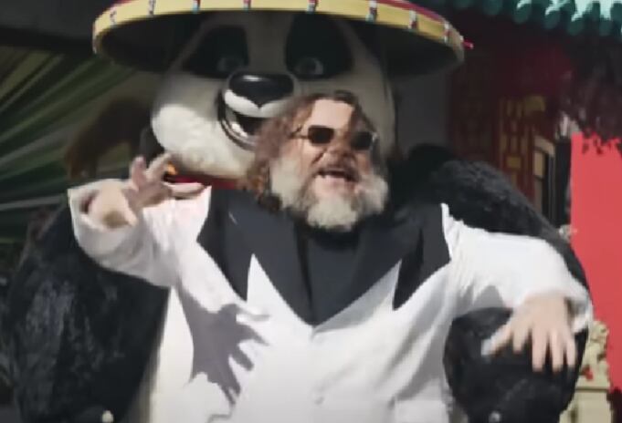 Jack Black lanza su propia versión de Baby One More Time